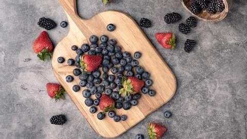 buah beri merupakan buah yang bagus untuk jantung