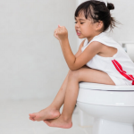 Cara Mengatasi Susah BAB pada Anak